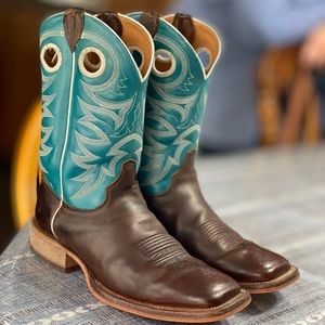 Men’s Justin cowboy boots size 9.5 EE